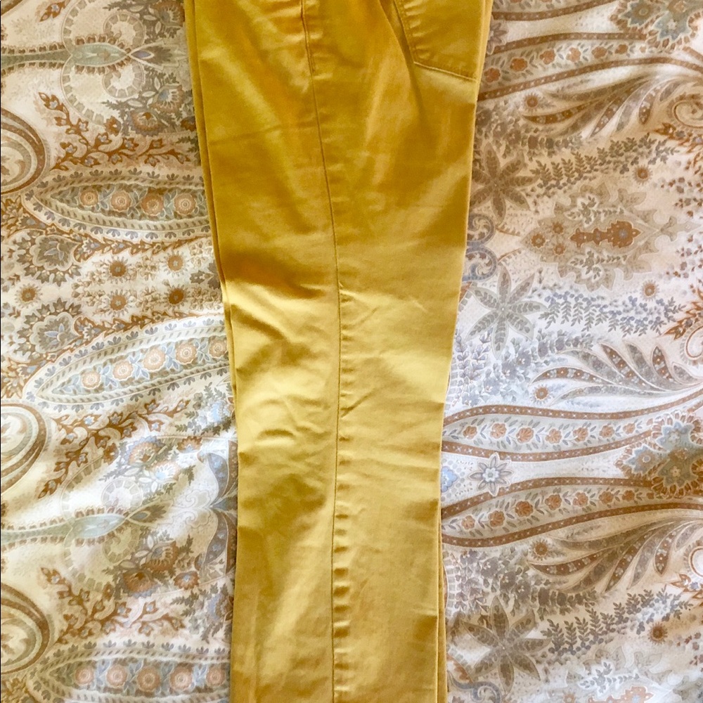 Color jeans